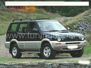 Бампер передний штатный Nissan Terrano (1992-1999)